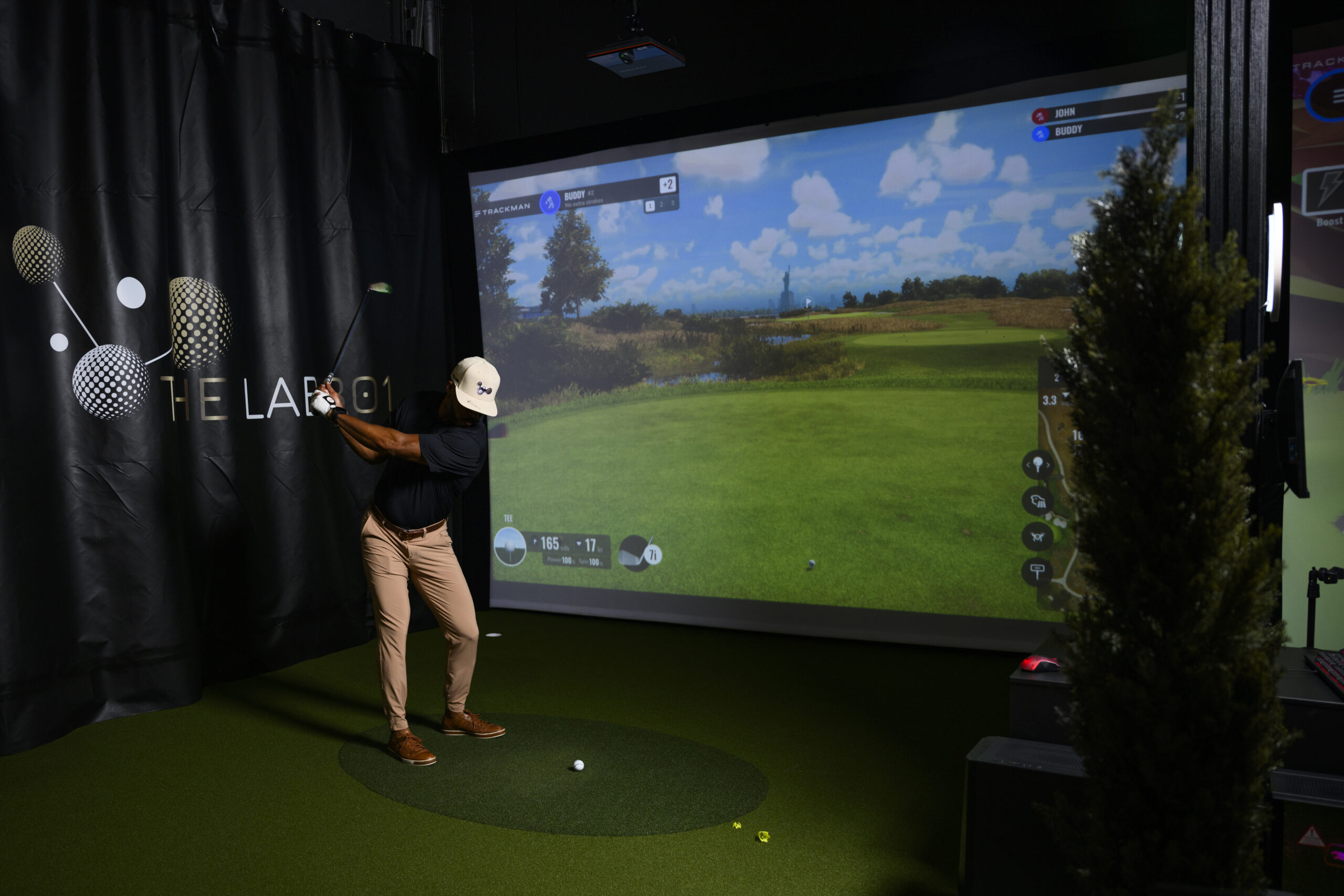 Launch monitor data comparing driver settings at The Lab 301